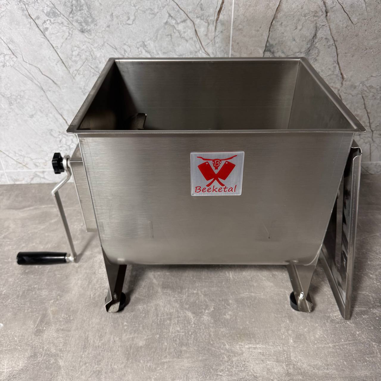 Фаршемішалка Beeketal Mixmaster-20